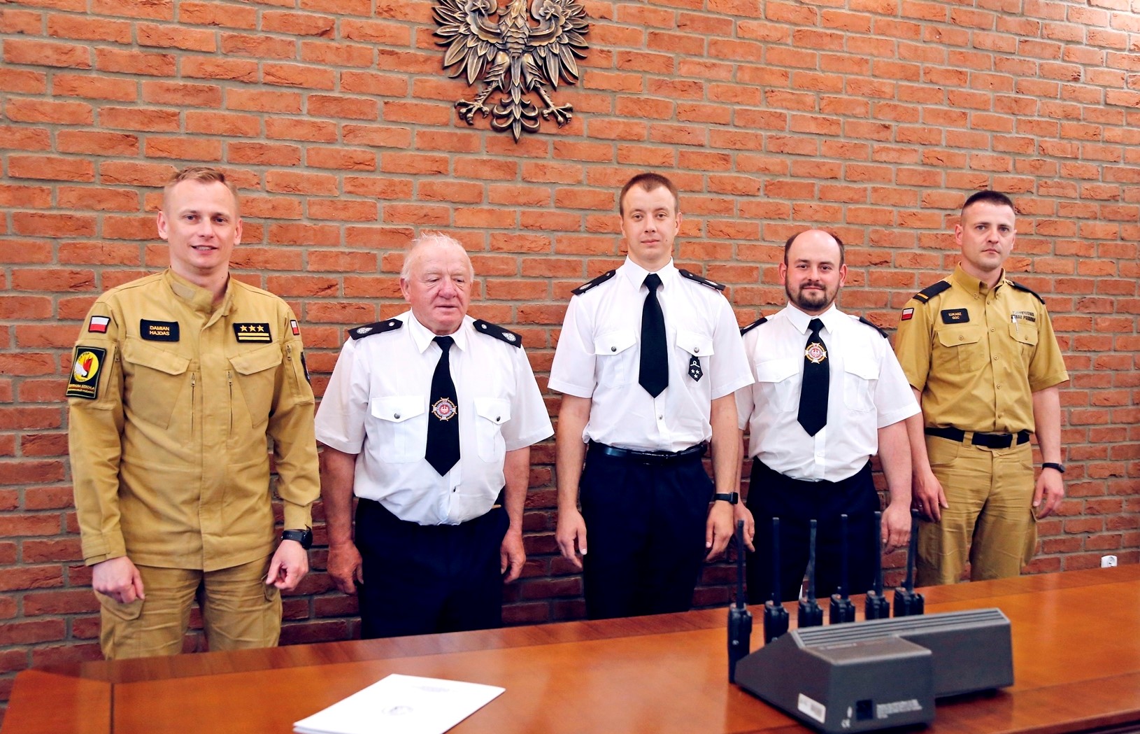 Przekazanie sprzętu  łączności z Centralnej Szkoły PSP w Częstochowie do Ochotniczej Straży Pożarnej w Ogorzelniku