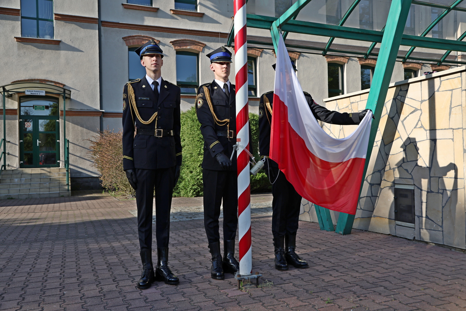 Dzień Flagi Rzeczypospolitej Polskiej w Centralnej Szkole Państwowej Straży Pożarnej w Częstochowie